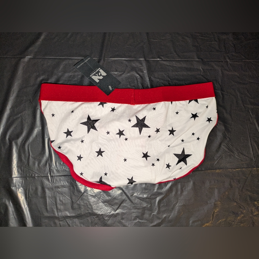 N2N Men's USA Stars Brief Size L - Picture 2 of 3